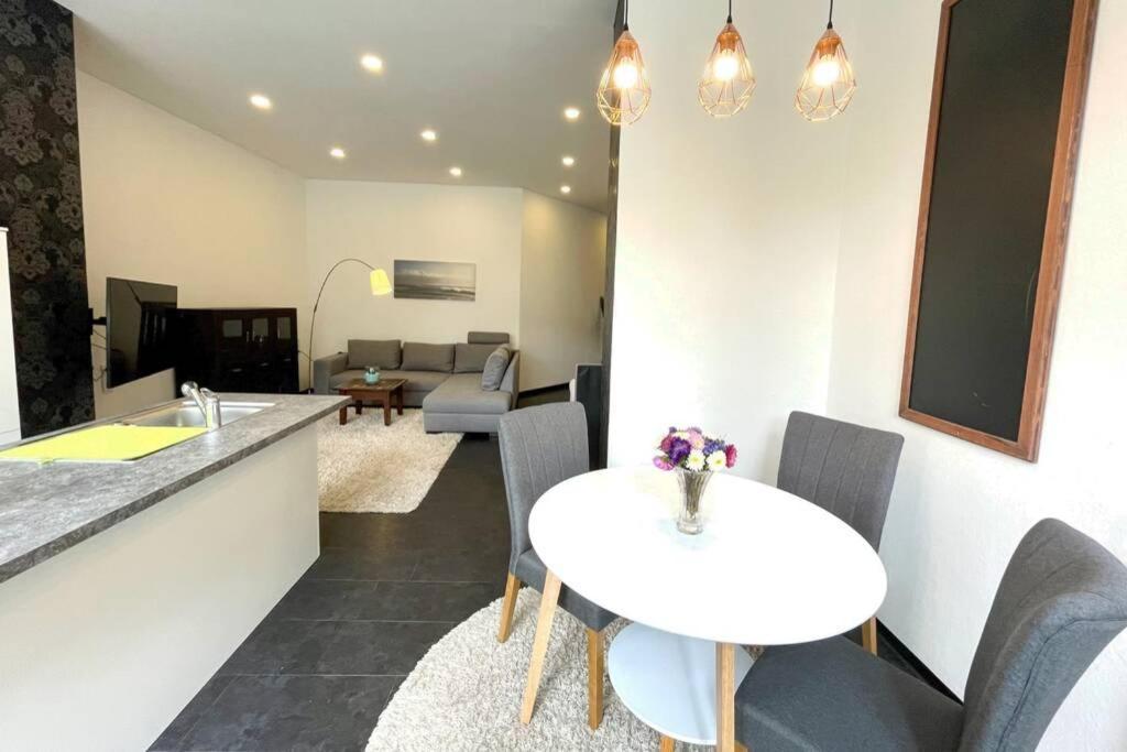 Villa Einhorn: Altstadt Loft Mit Privater Terrasse Goslar Esterno foto
