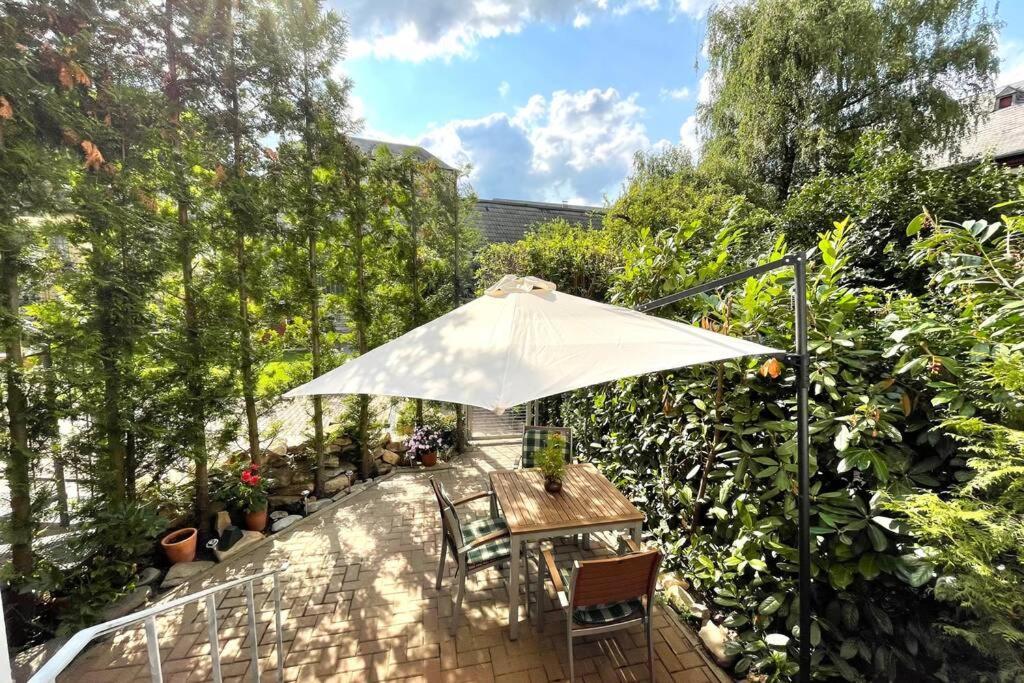 Villa Einhorn: Altstadt Loft Mit Privater Terrasse Goslar Esterno foto